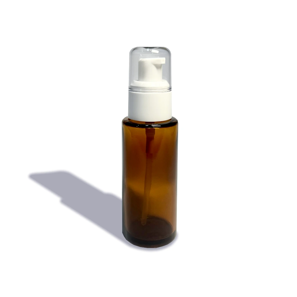 FRASCO AMBAR 50ml CON DISPENSADOR PLATEADO.webp